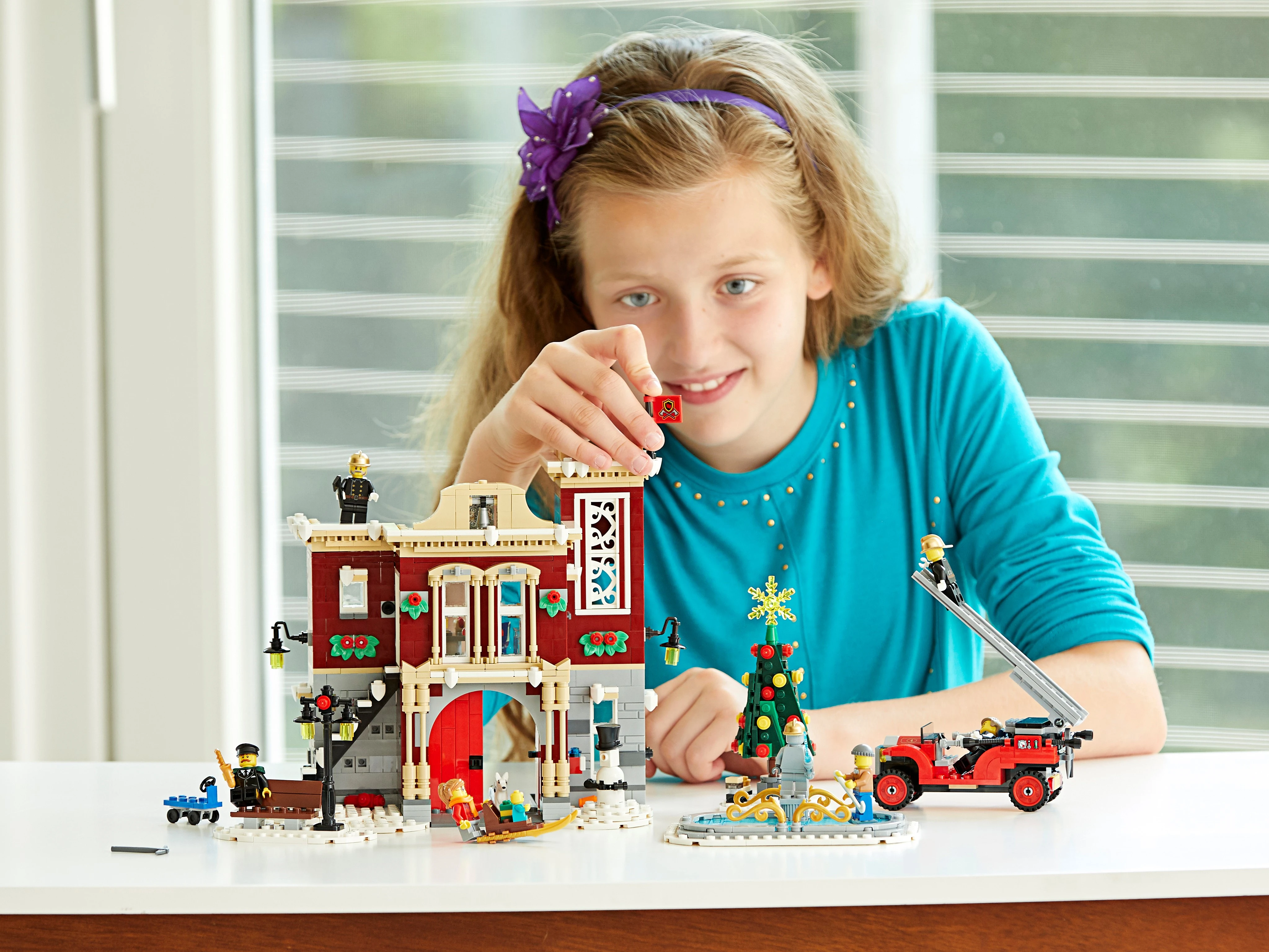 LEGO Winter Village Fire Station 10263 Alt18