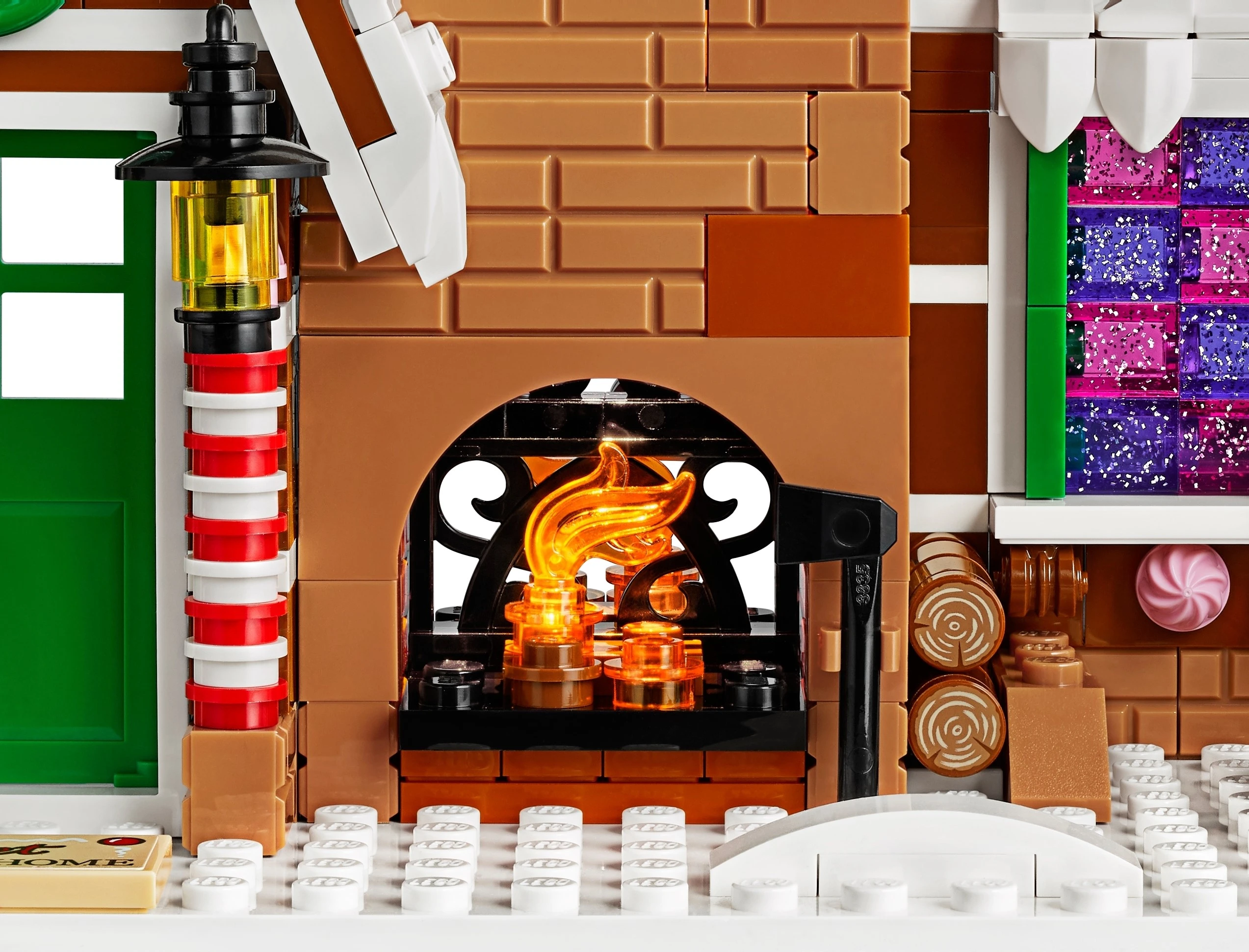 LEGO Gingerbread House 10267 Alt15