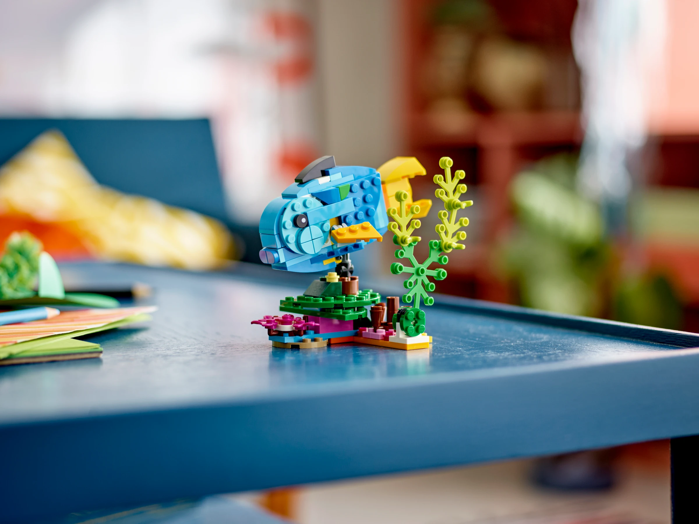 LEGO Exotic Parrot 31136 Alt9